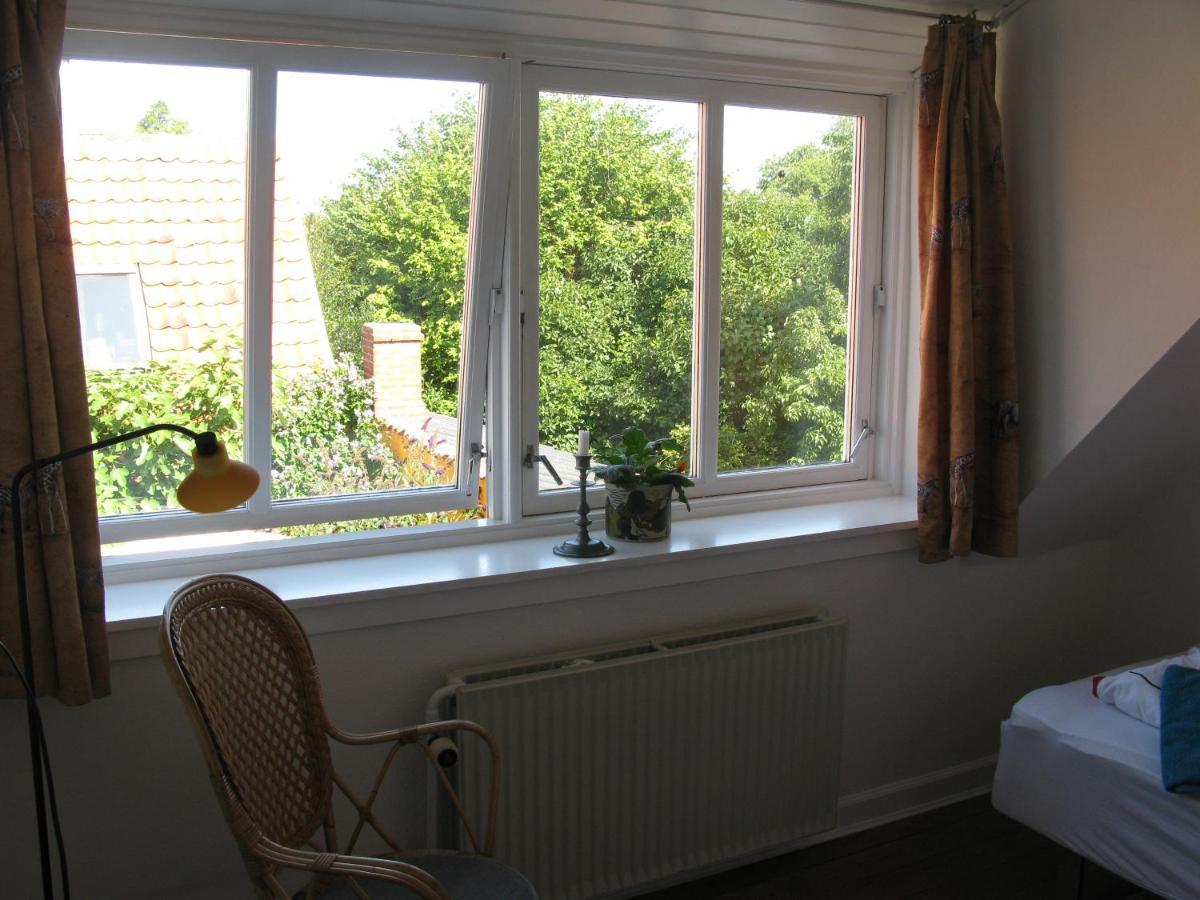 Jan Og Inges Bed & Breakfast Middelfart Esterno foto