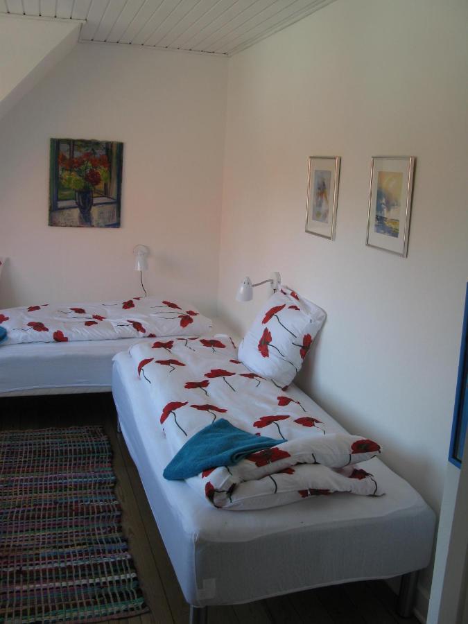 Jan Og Inges Bed & Breakfast Middelfart Esterno foto